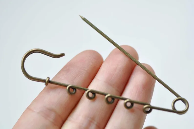 10 pcs Antique Bronze Kilt Pin Safety Pins Broochs One/Three/Four/Five Loops