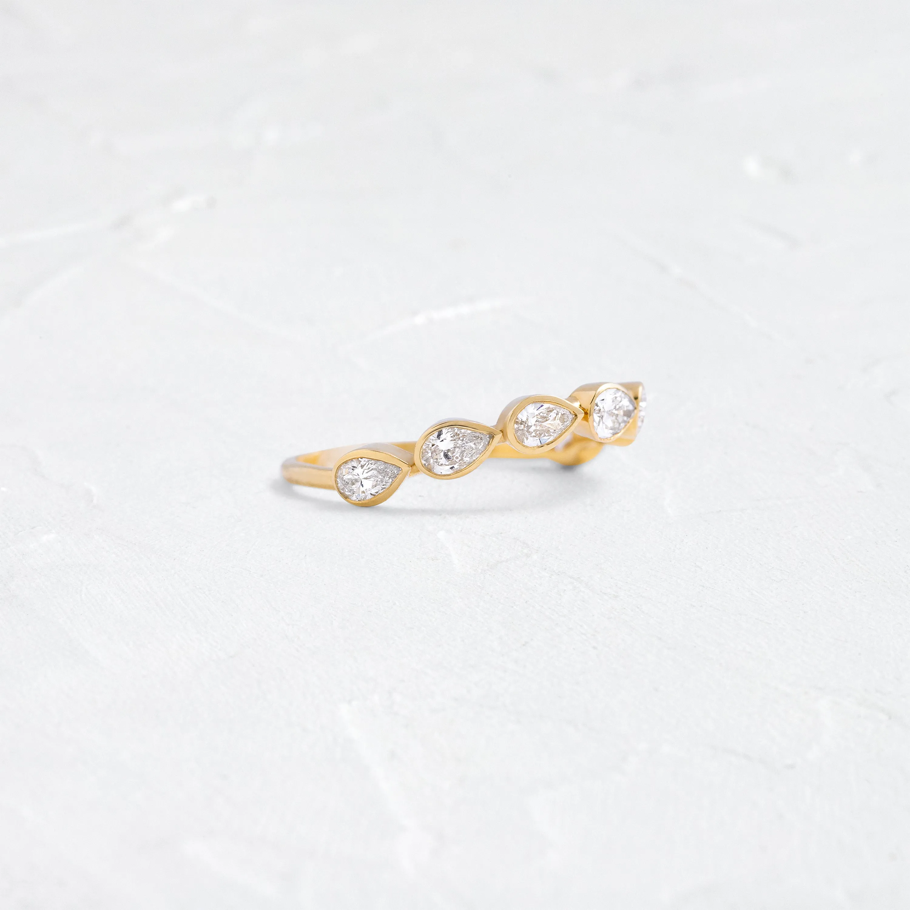 Arc Band in Pear