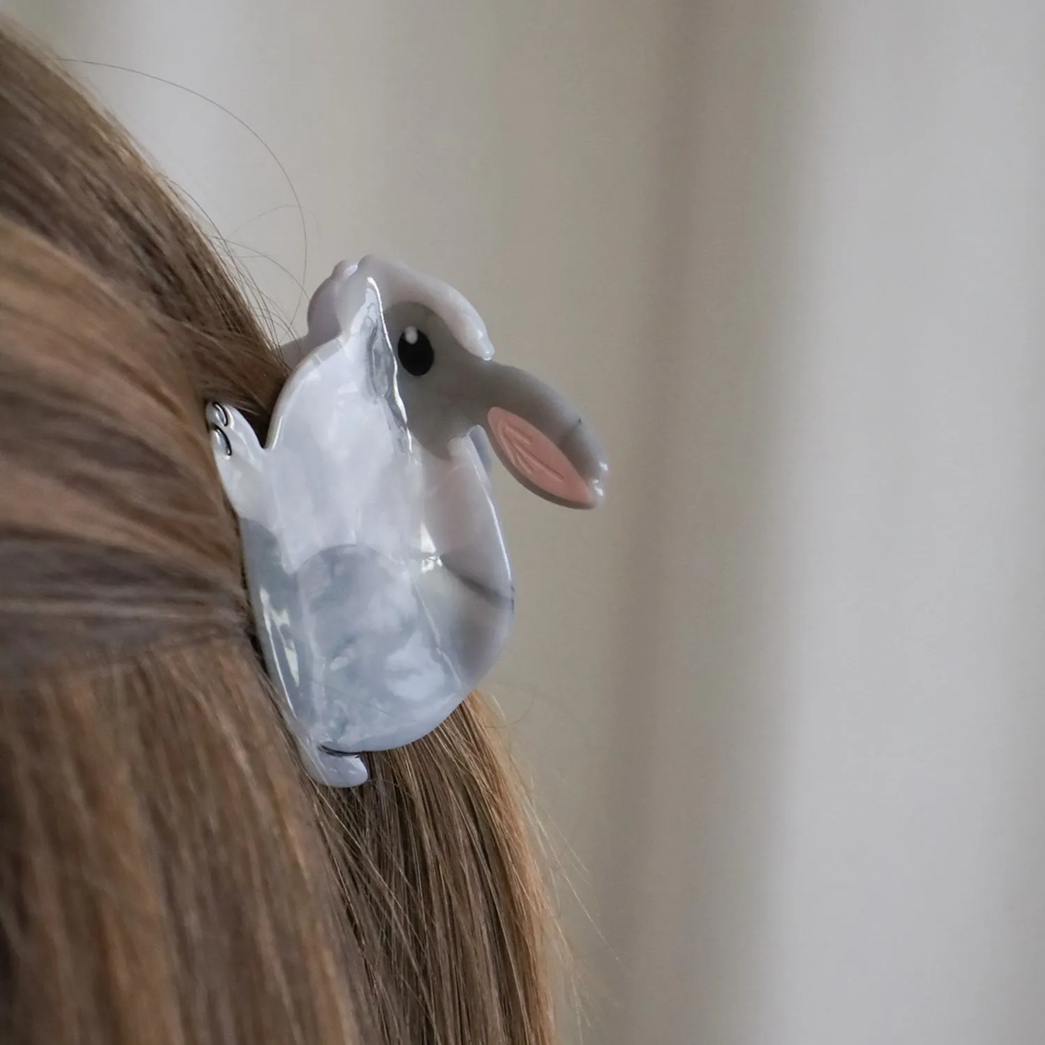 Bow's by St?r Rabbit Hair Clip - Grey/White