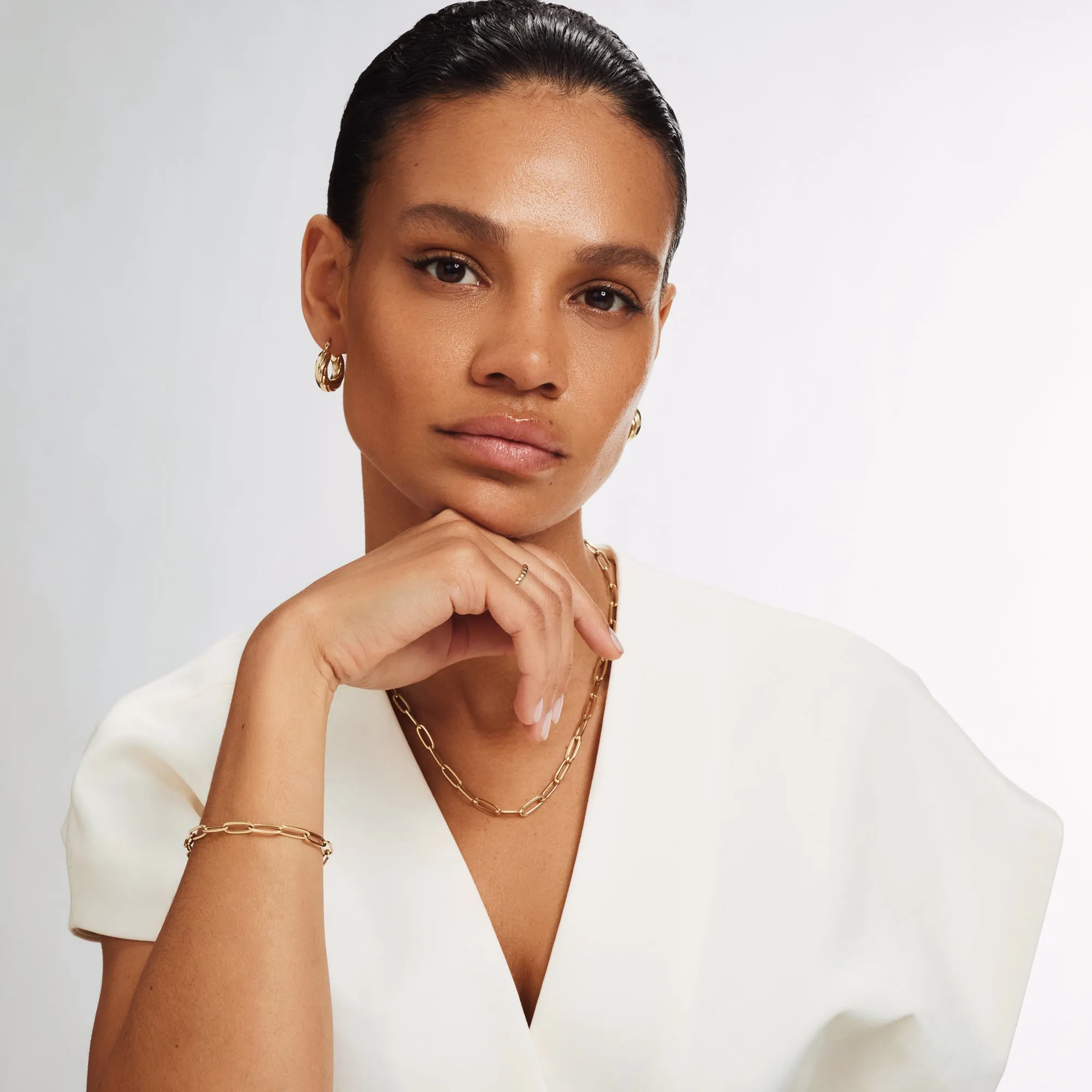 Cadeau d'Isabel 14 karat gold necklace and bracelet gift set