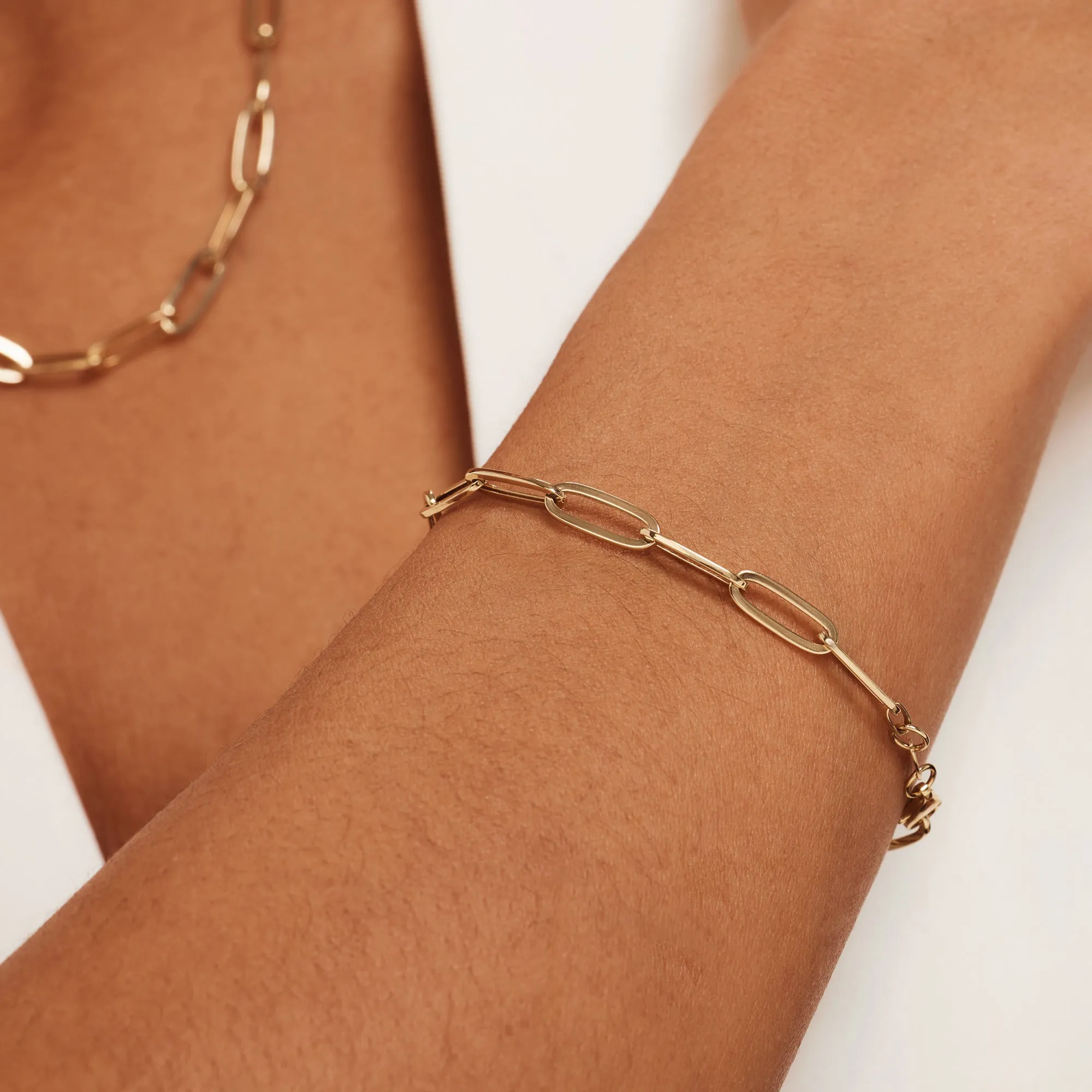 Cadeau d'Isabel 14 karat gold necklace and bracelet gift set