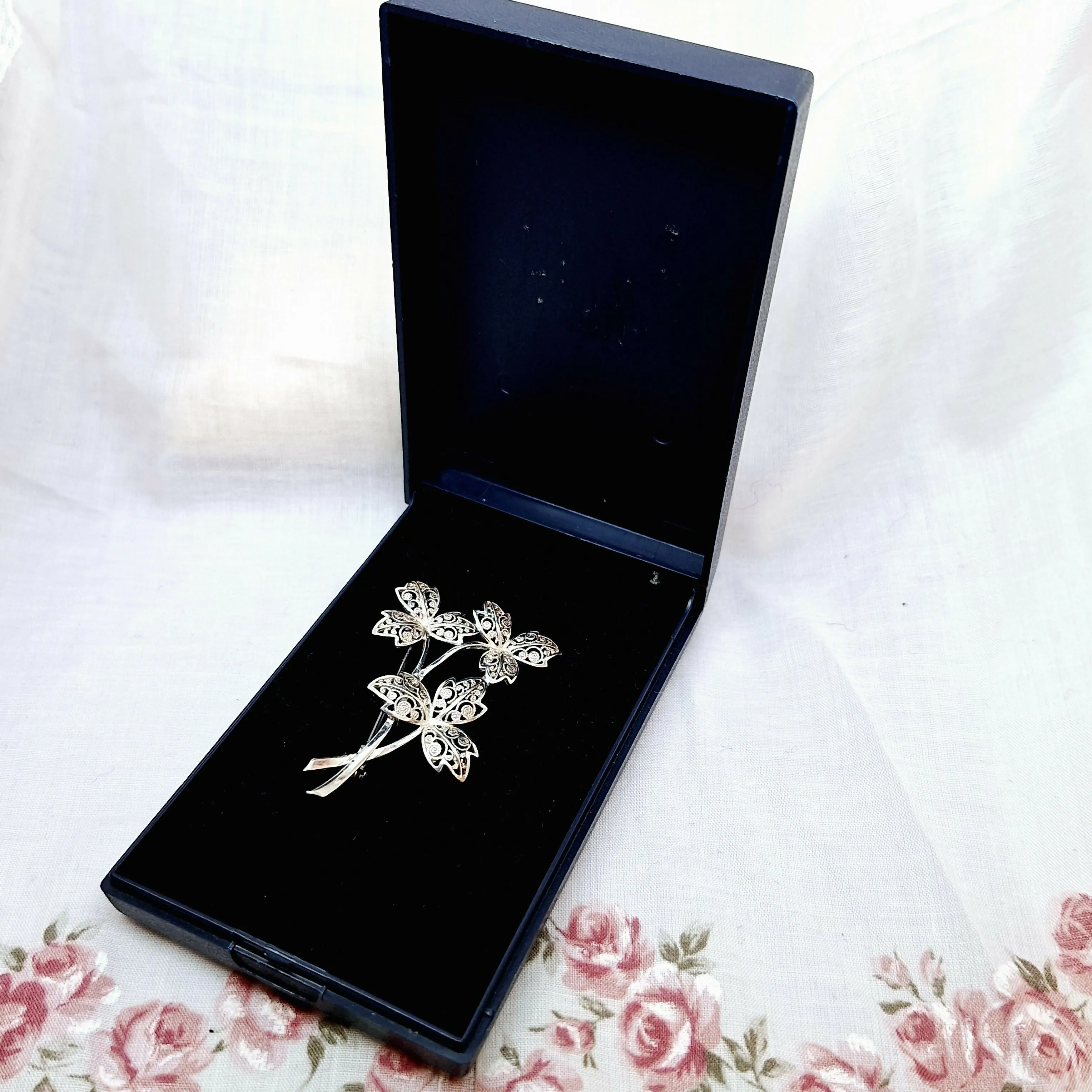Filigree Silver Leaf Brooch
