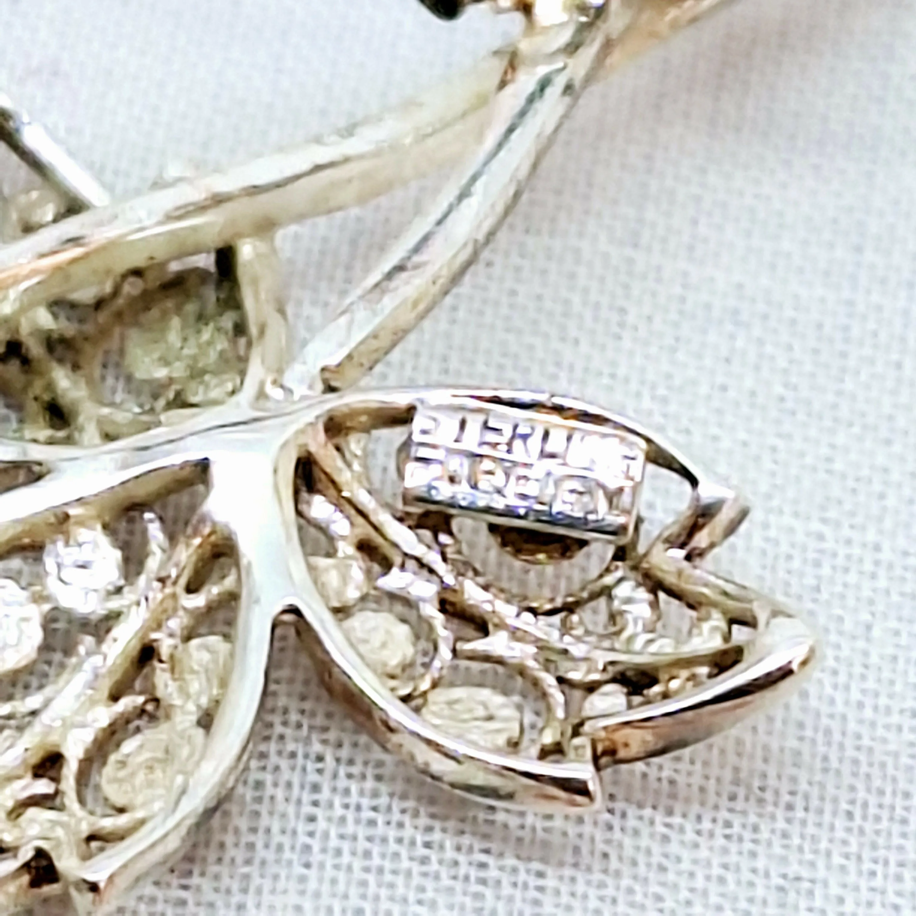Filigree Silver Leaf Brooch