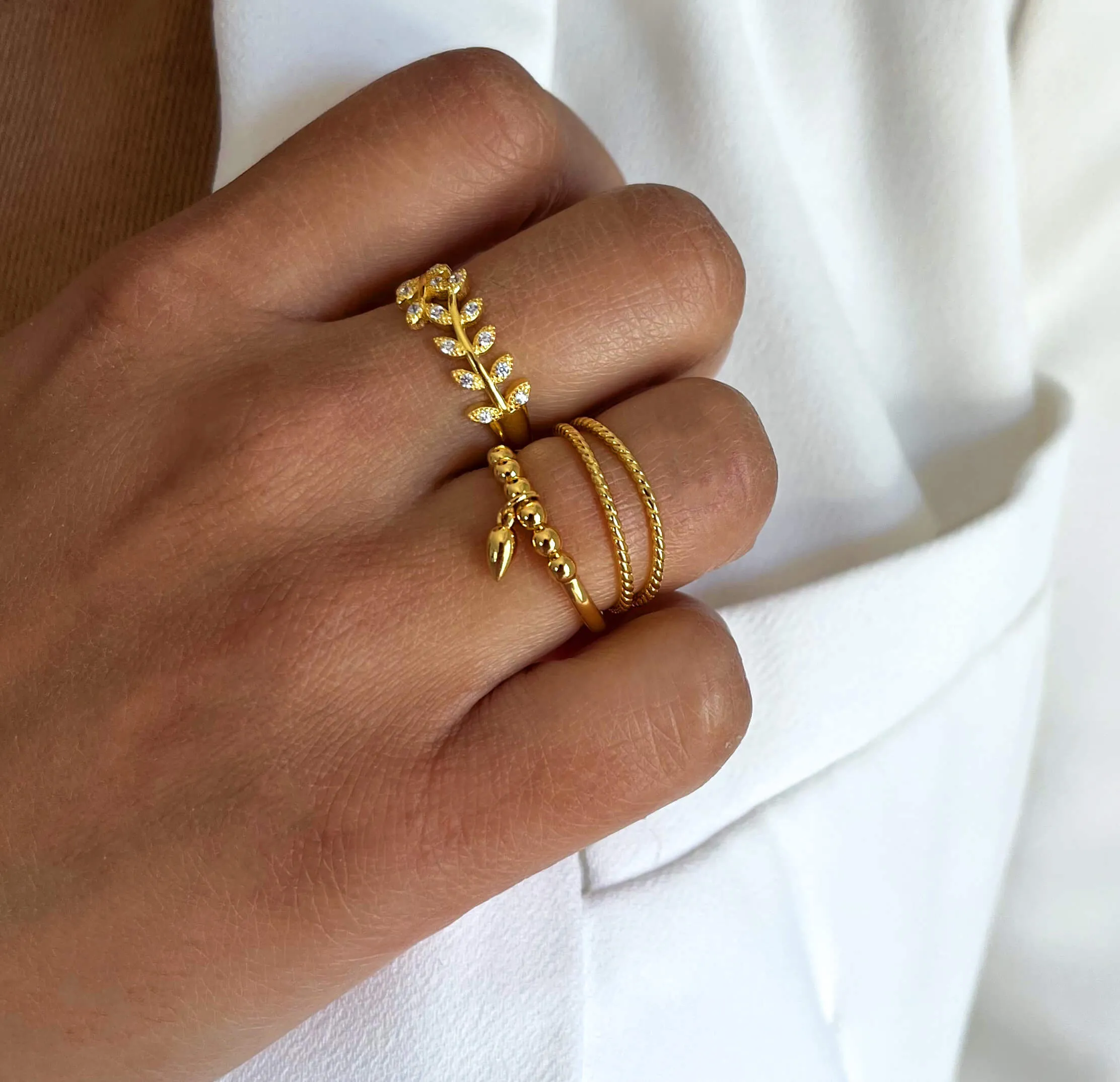 Gold ring 18k yellow gold