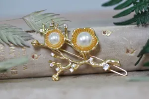 Hibiscus Flowers Pearls & Crystals Barrette