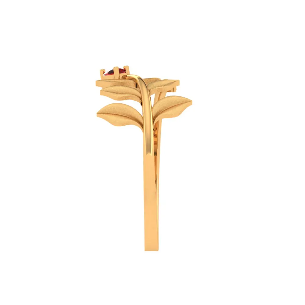 Leaf Motif Gold Ring