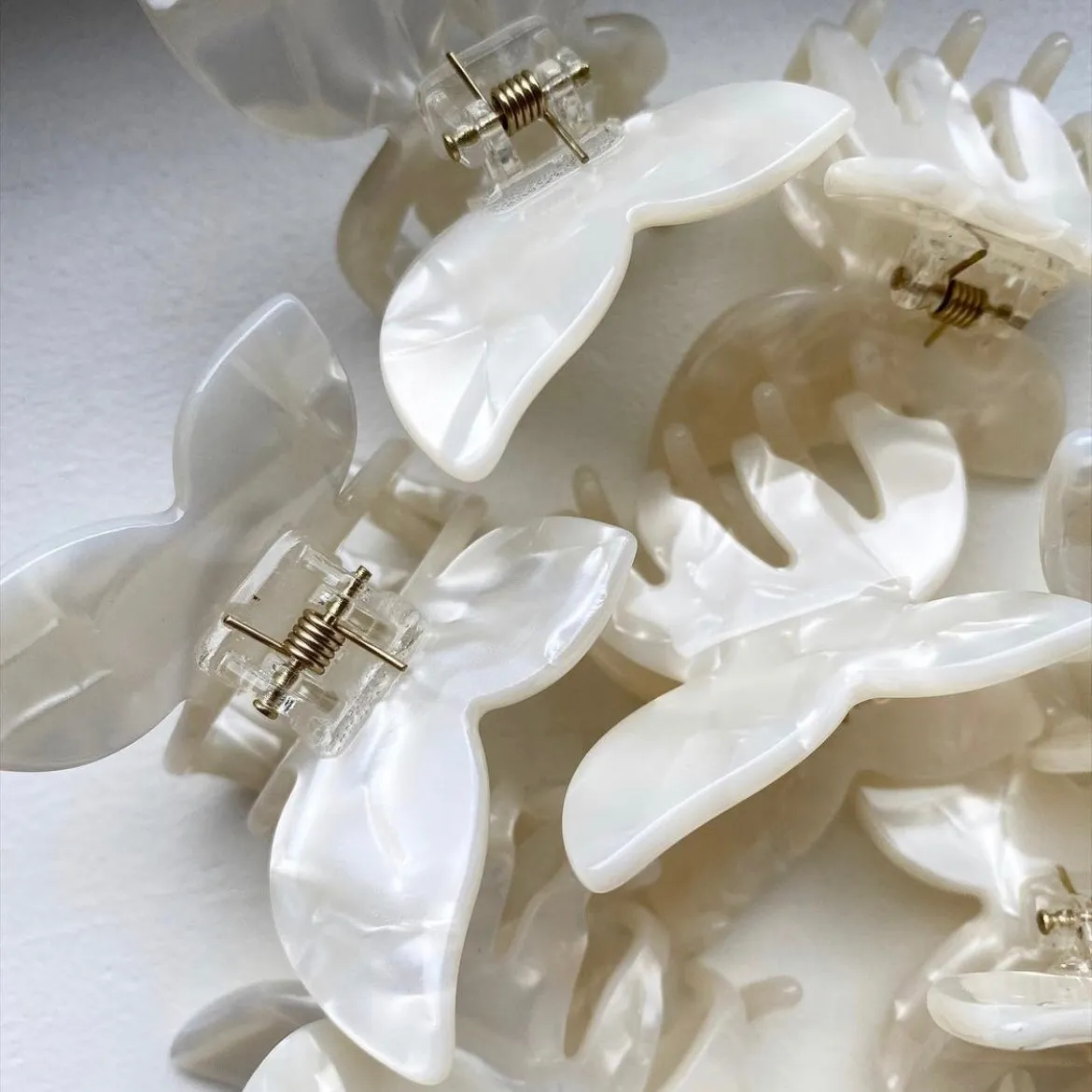MINI BUTTERFLY CLIPS SILK WHITE