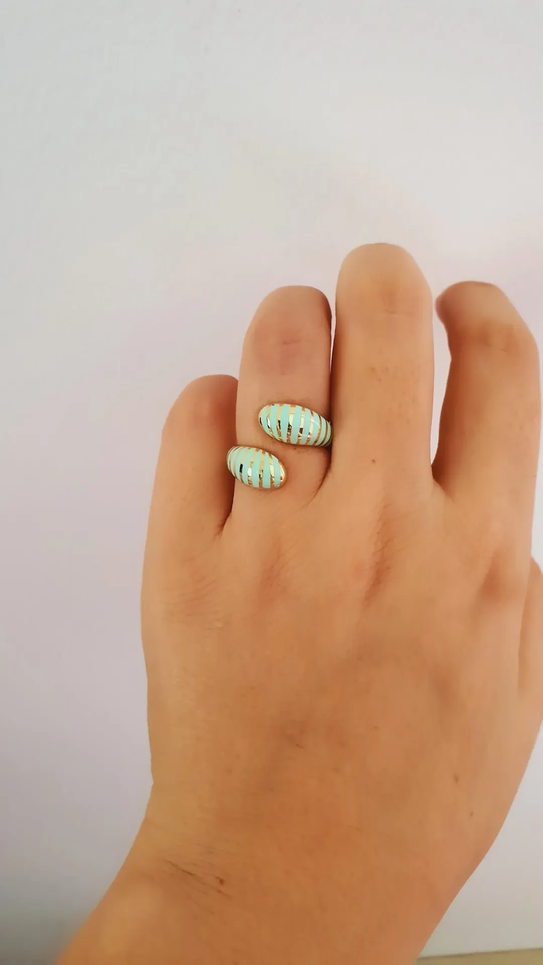 Mint Illusion Adjustable Ring in 925 Sterling Silver