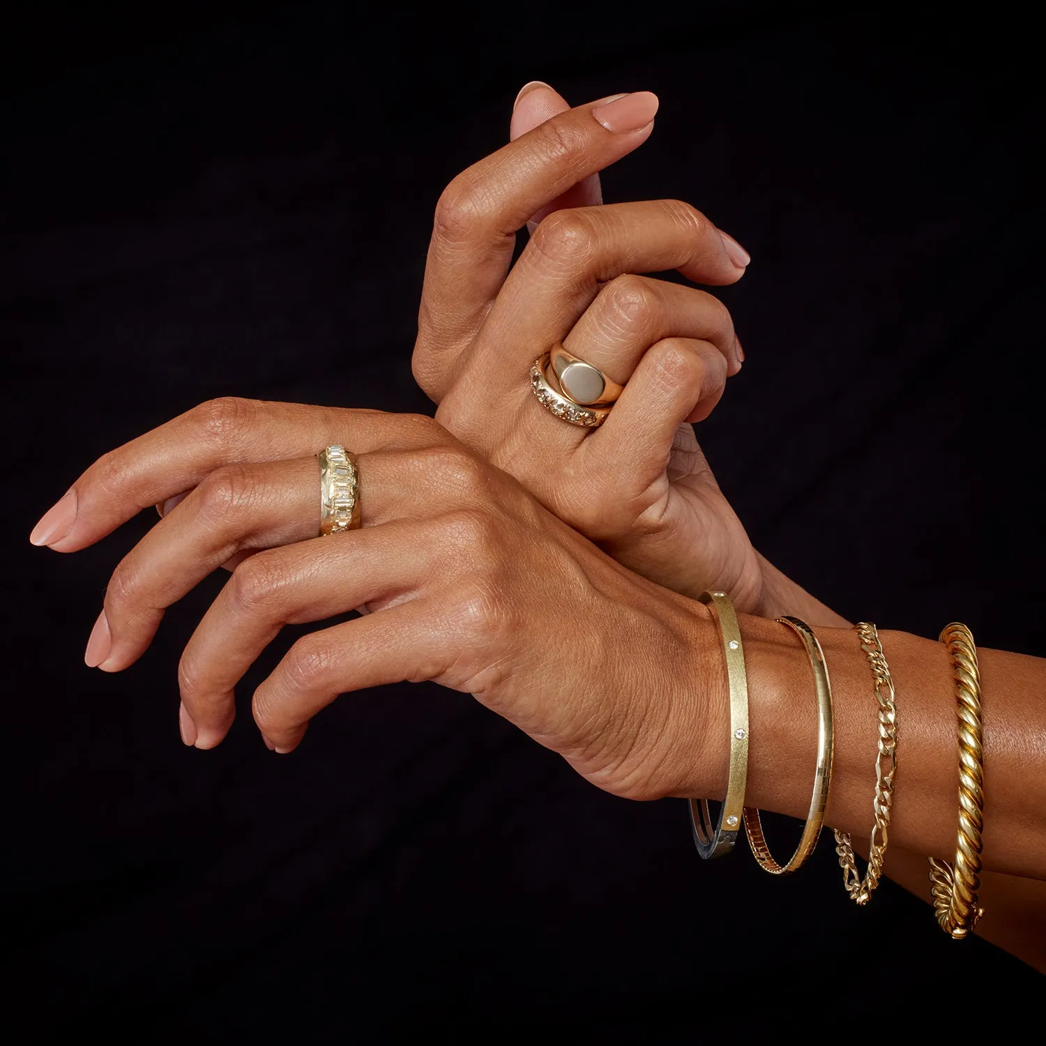 Olly Gold Bangle