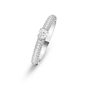 Rhodium plated 925 silver ring assembled with zirconium oxide