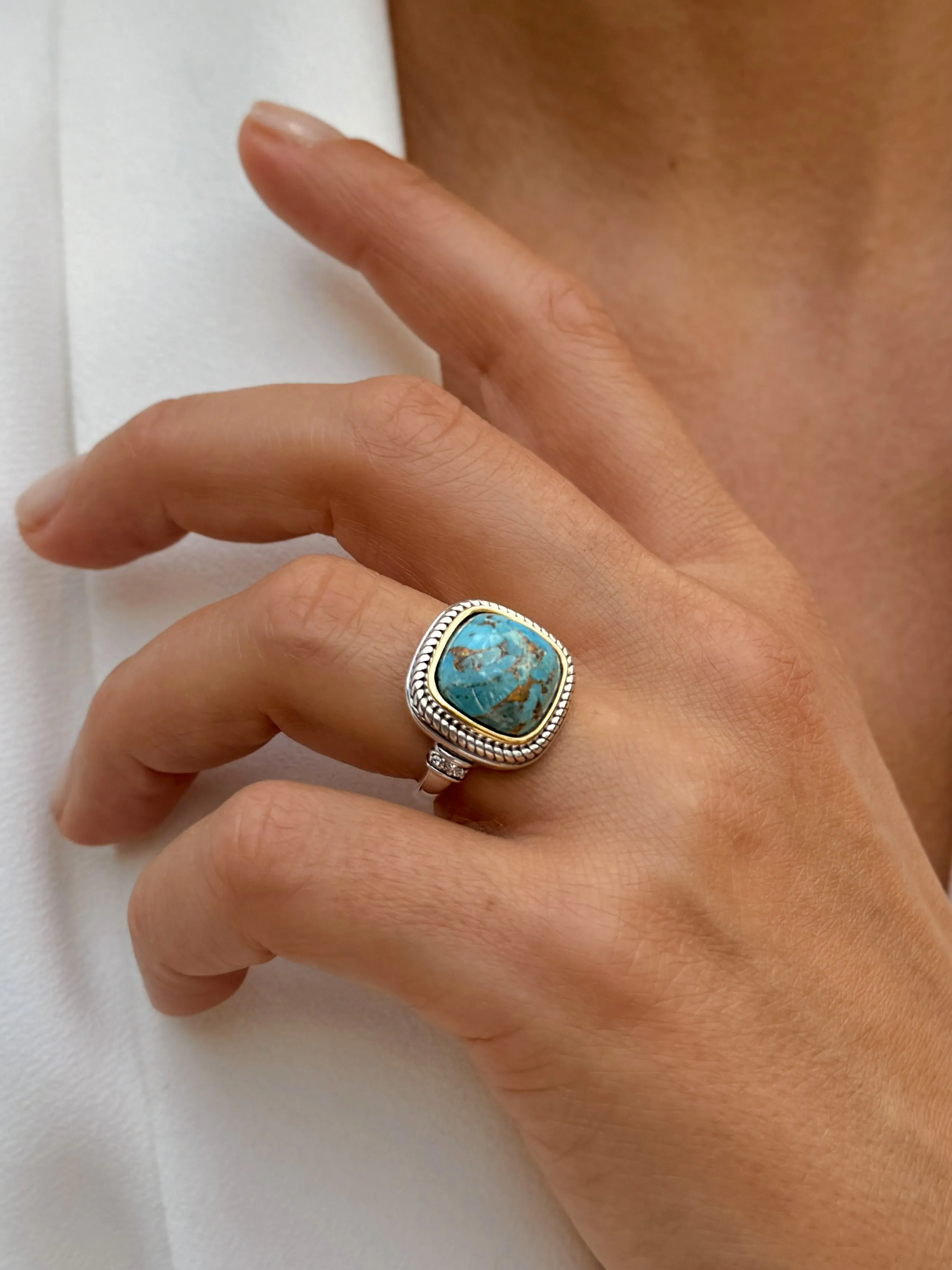 Ring in 925 Silver plated Silver and 18k Yellow Gold assembled with Turquoise