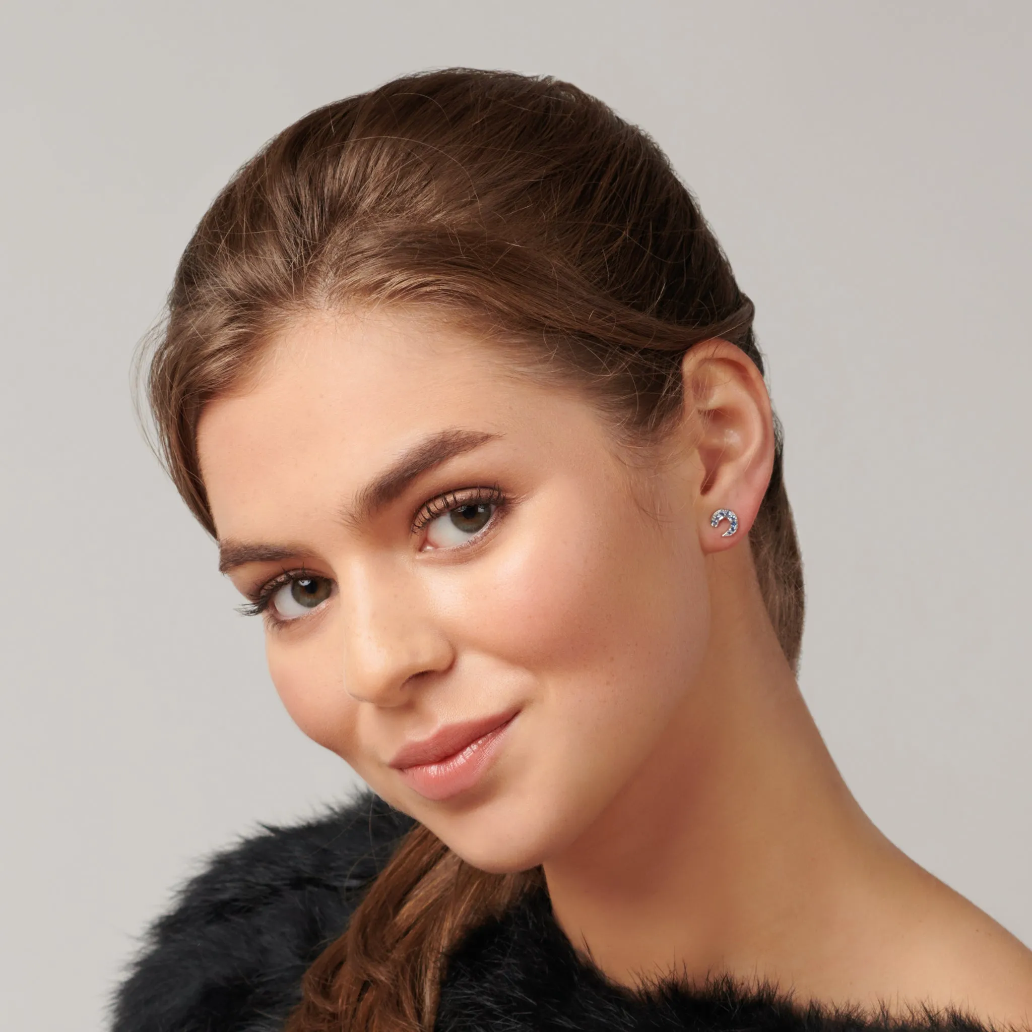 Sabina Stud Earrings 18ct White Gold - Sapphire Pav??