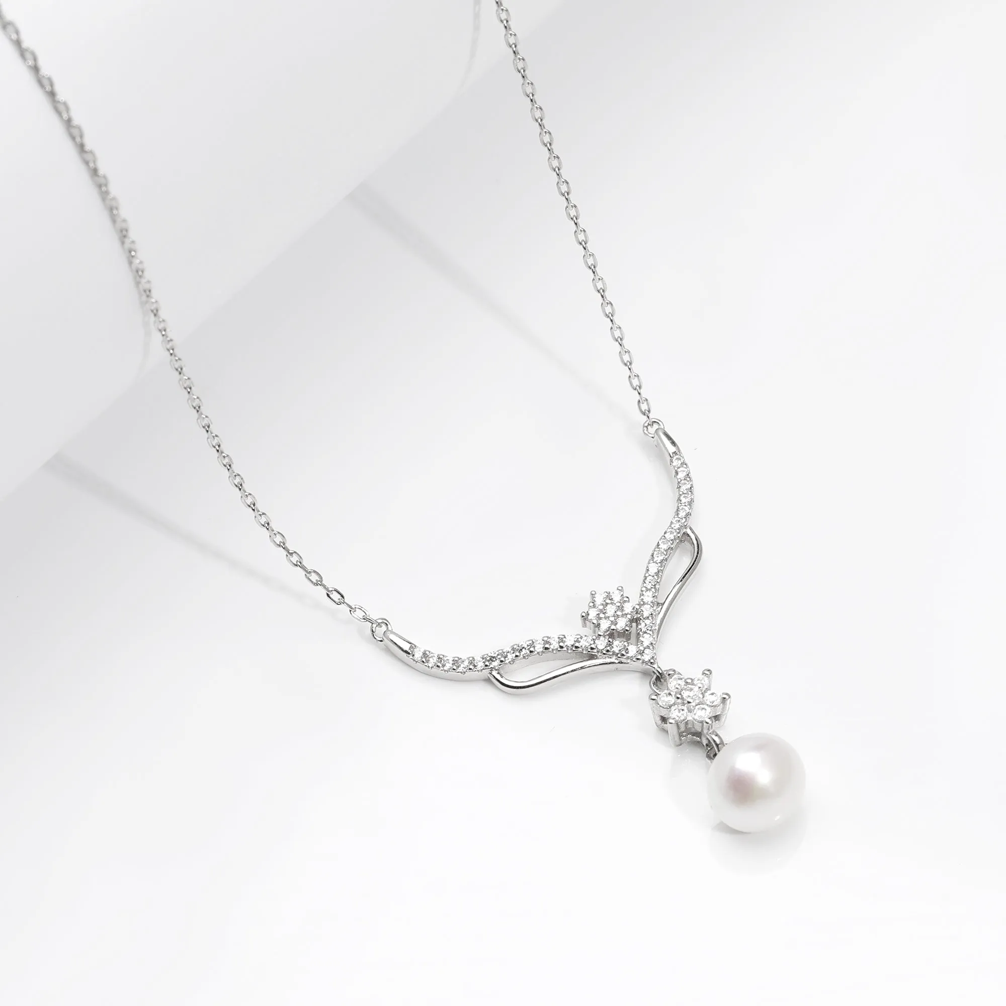 Silver Floral Studded Pearl Necklace