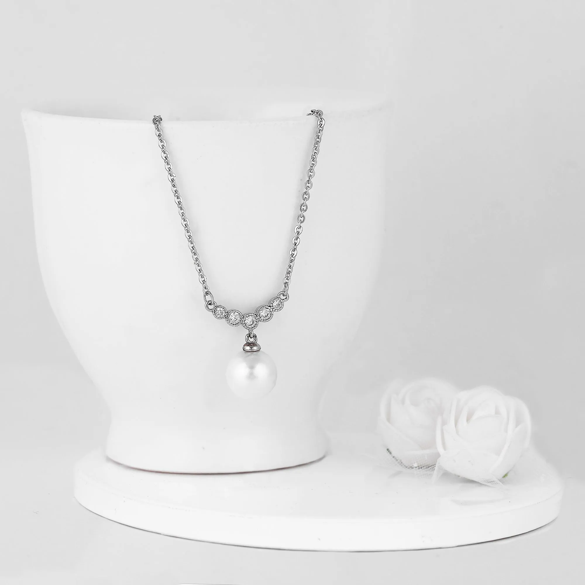 Silver Minimal Pearl Necklace