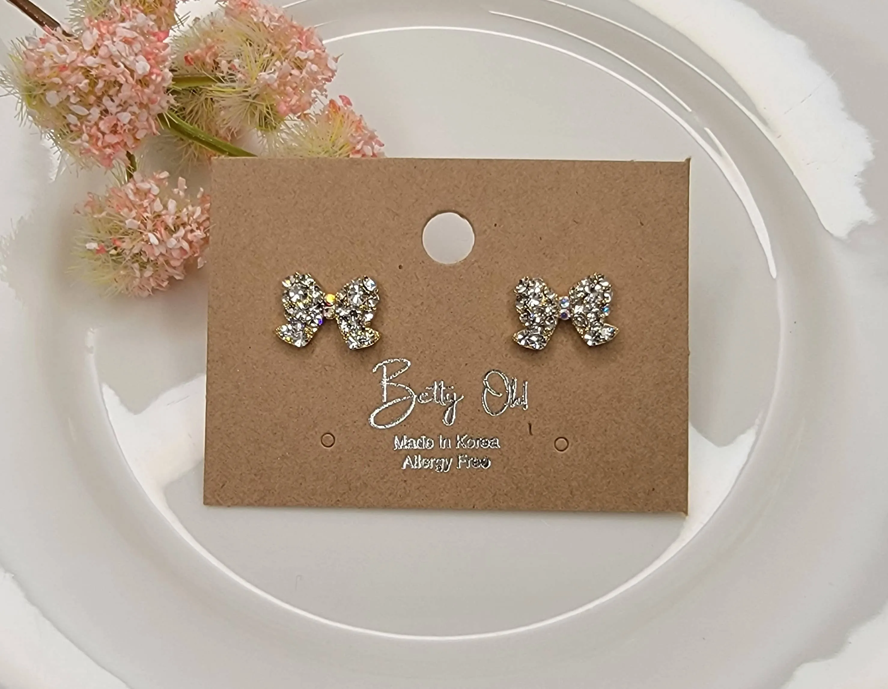 SMALL BOW STUD EARRINGS