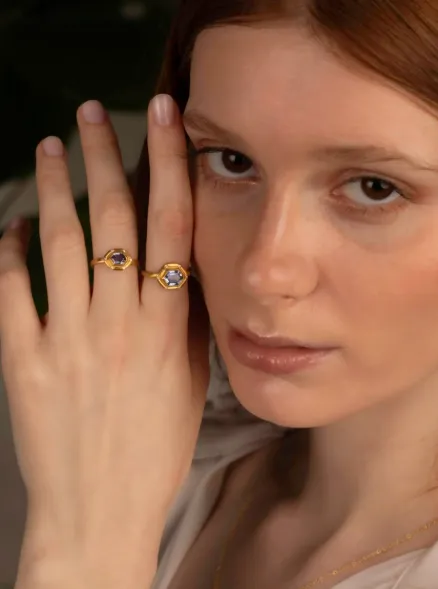Sun Cornflower Blue Sapphire & Diamond Ring in 22K Gold