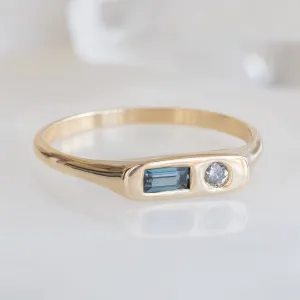 The Asymmetrical Sapphire   Diamond Signet Ring | Yellow Gold