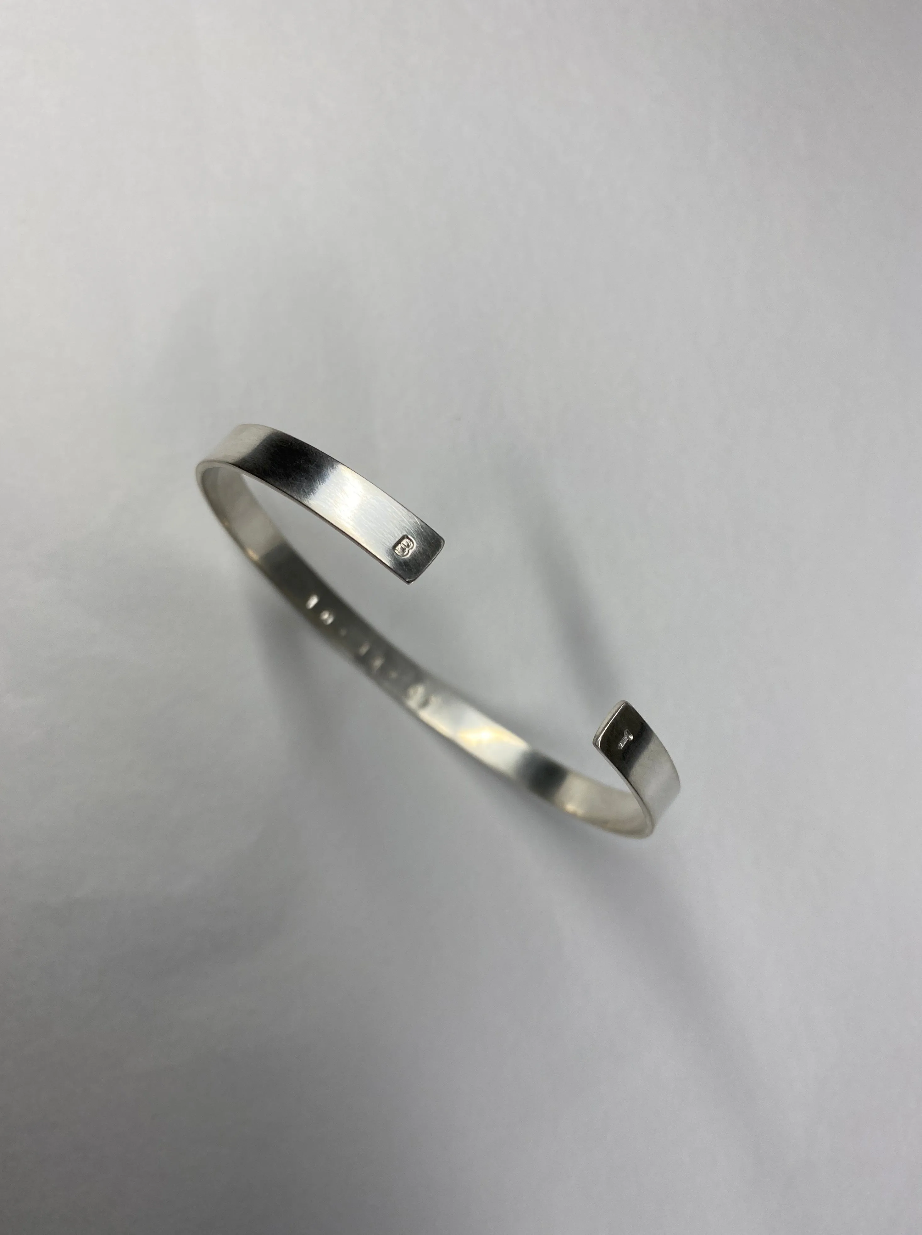 Unisex Brushed Cuff Fine