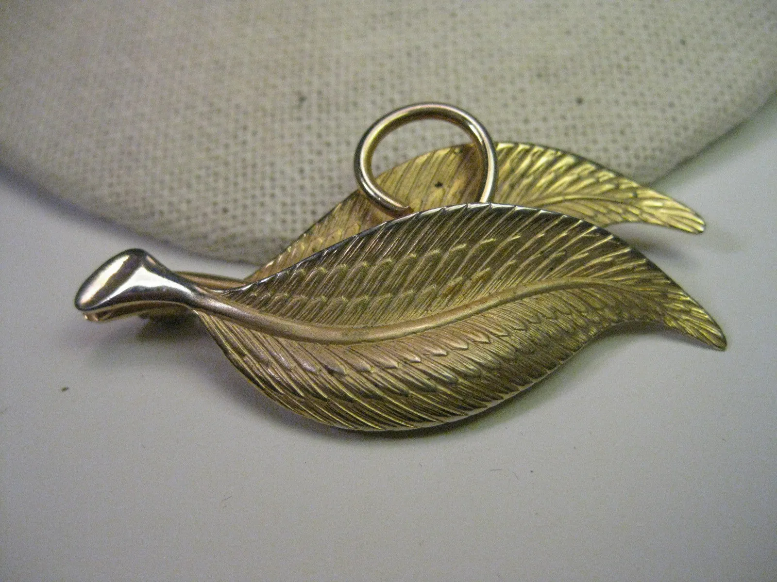Vintage 1950's Gold Tone Double Leaf Brooch with Curl - 2.25"